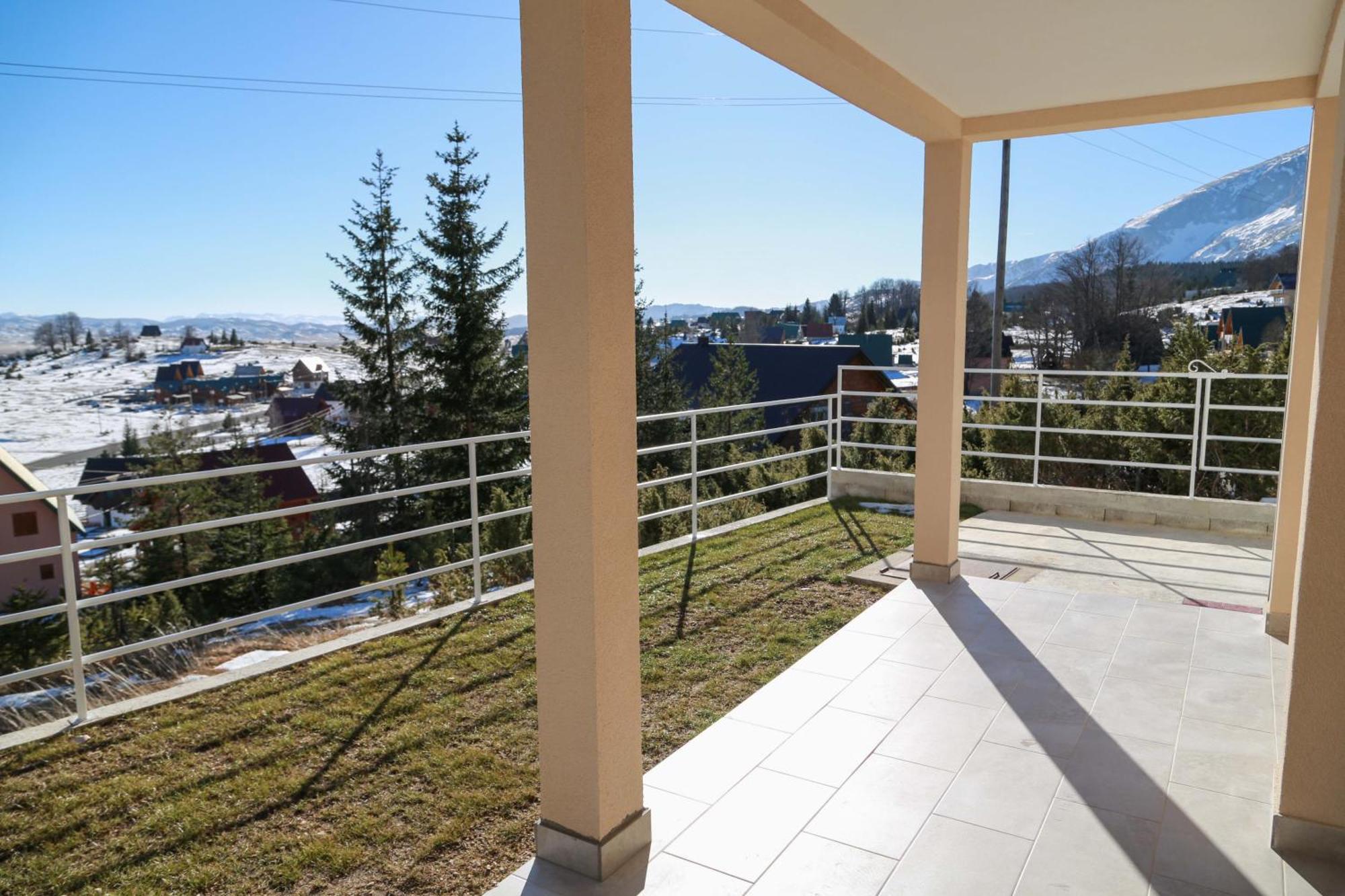 Hillside Apartments 자블야크 외부 사진