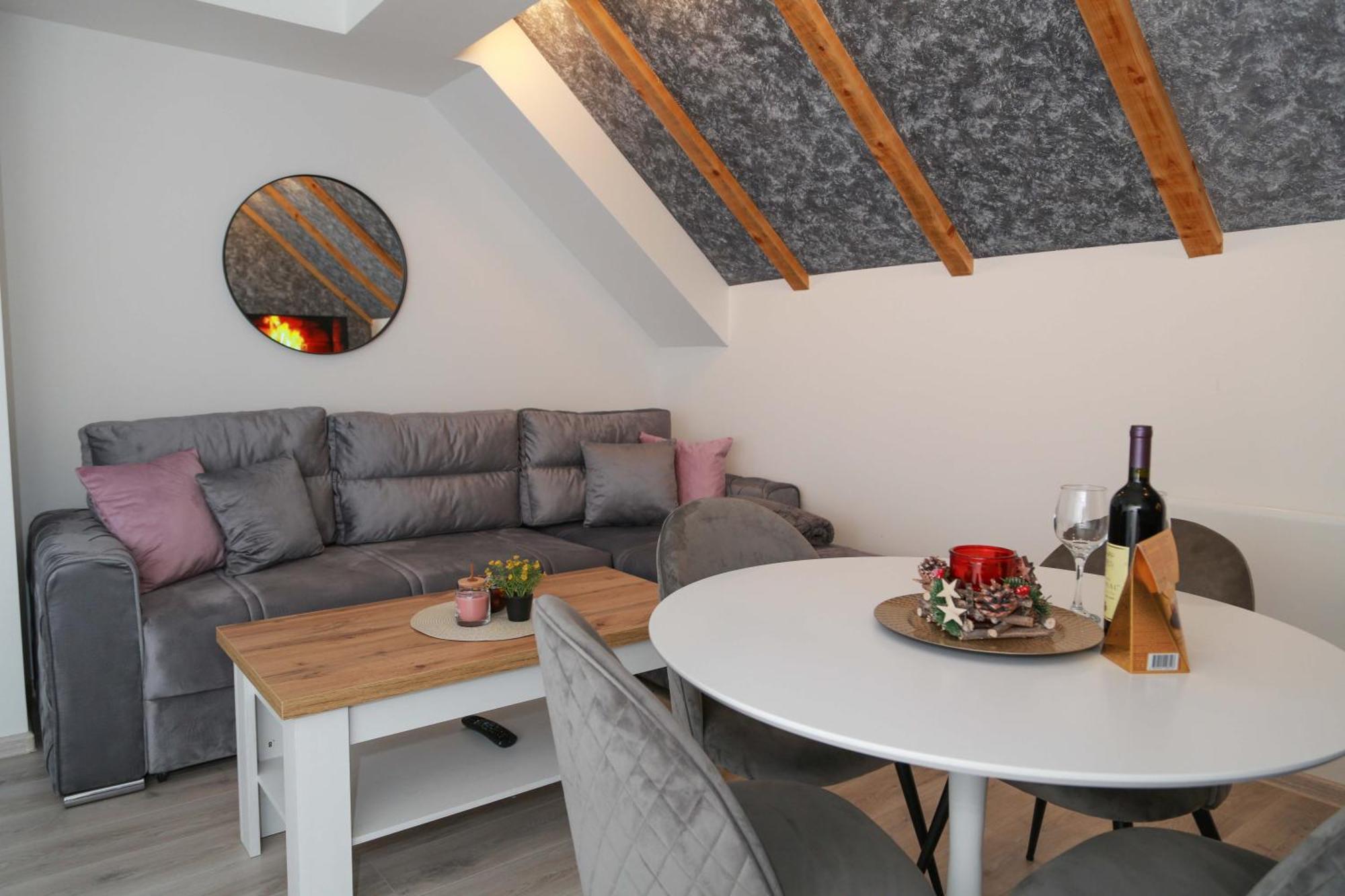 Hillside Apartments 자블야크 외부 사진