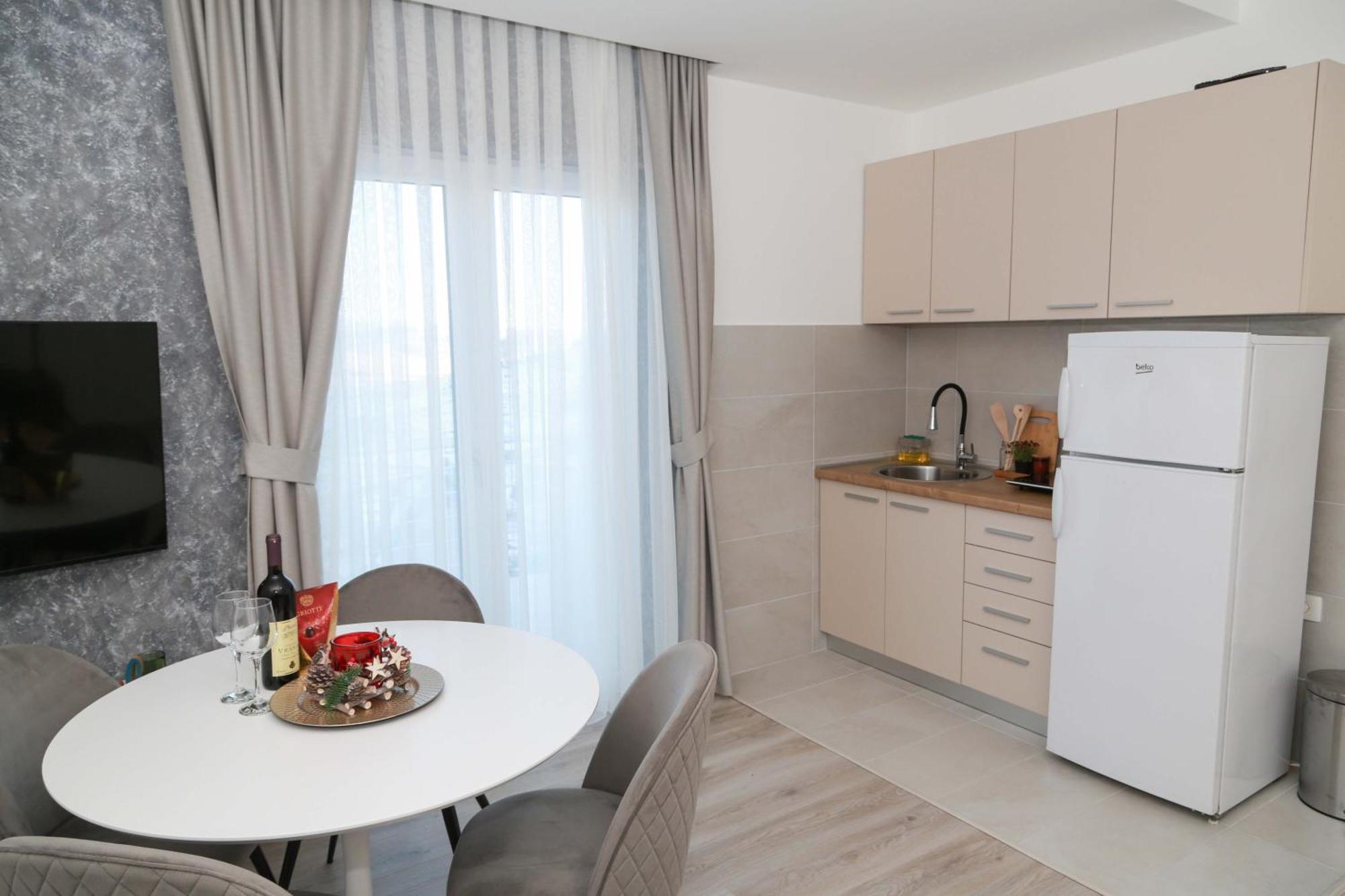 Hillside Apartments 자블야크 외부 사진