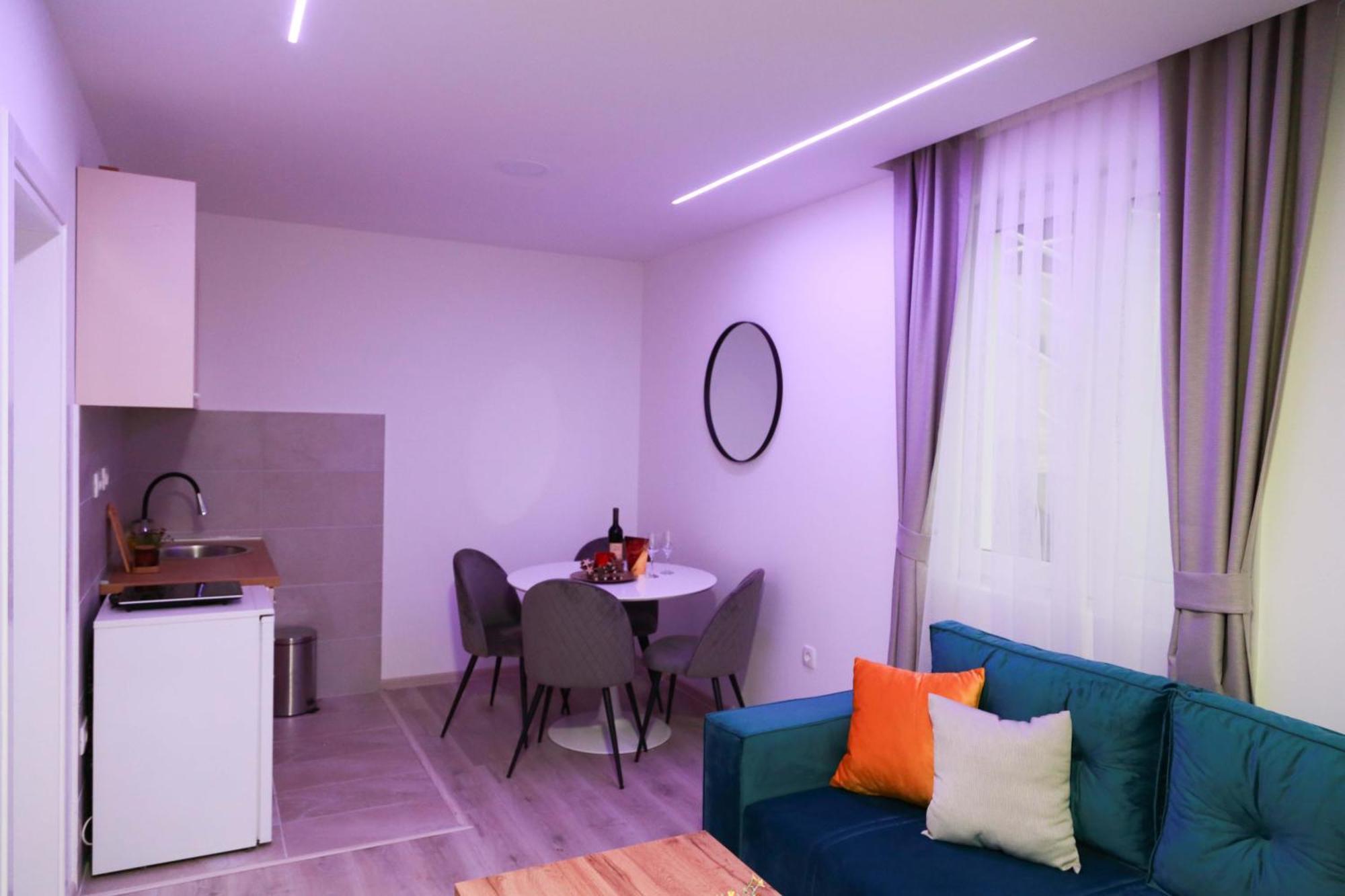 Hillside Apartments 자블야크 외부 사진