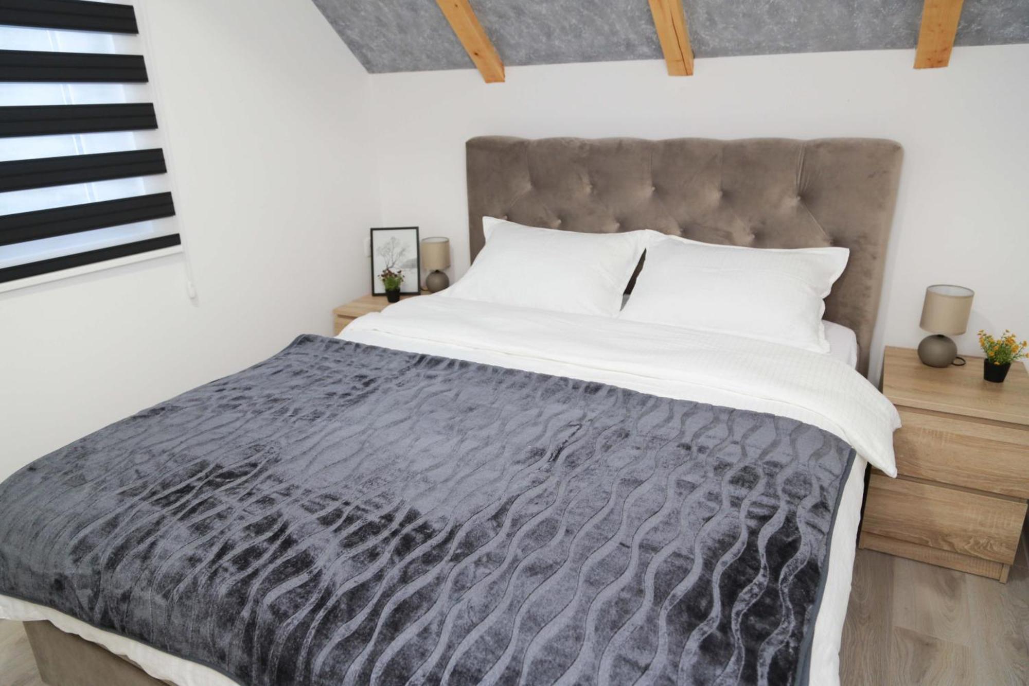 Hillside Apartments 자블야크 외부 사진