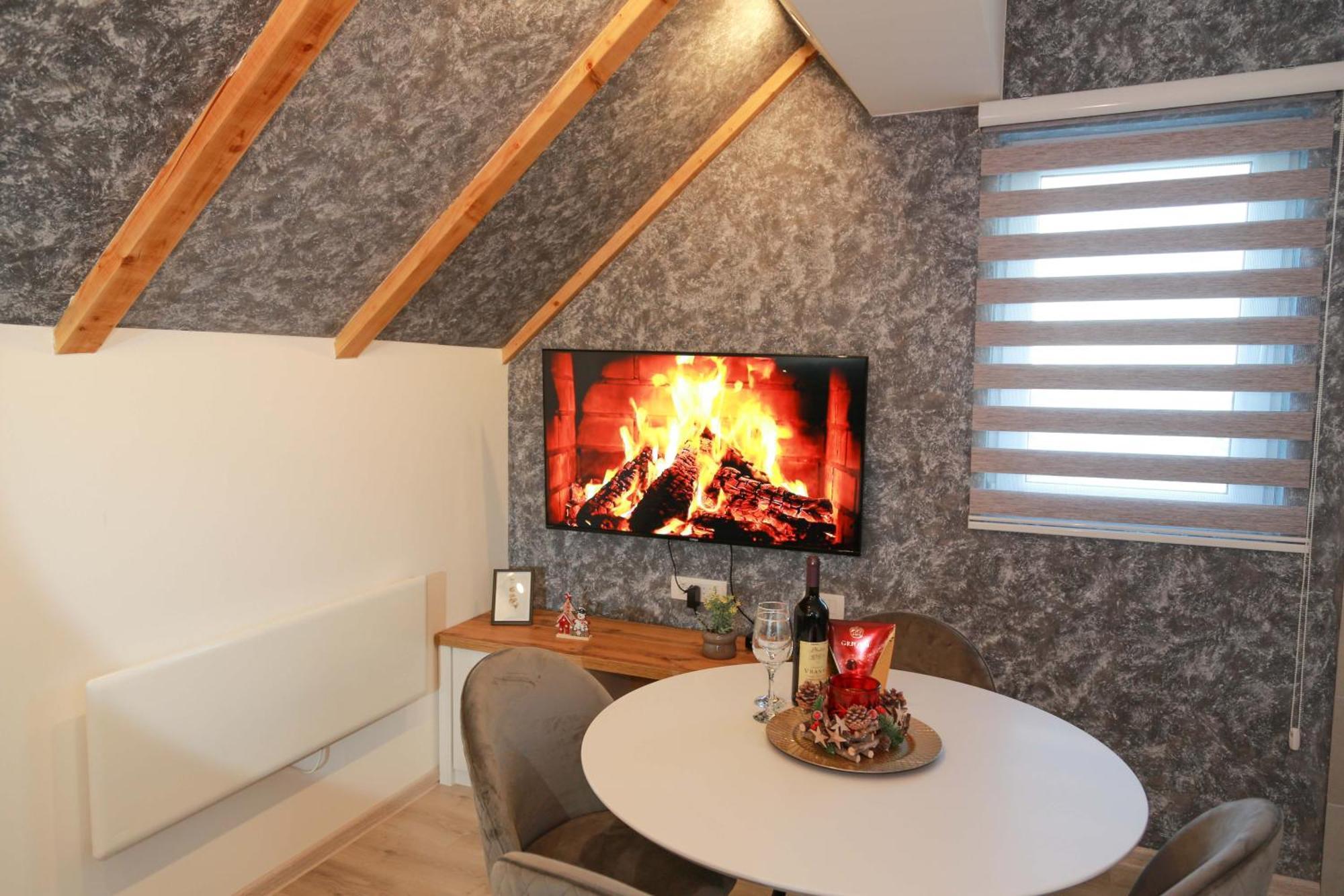 Hillside Apartments 자블야크 외부 사진